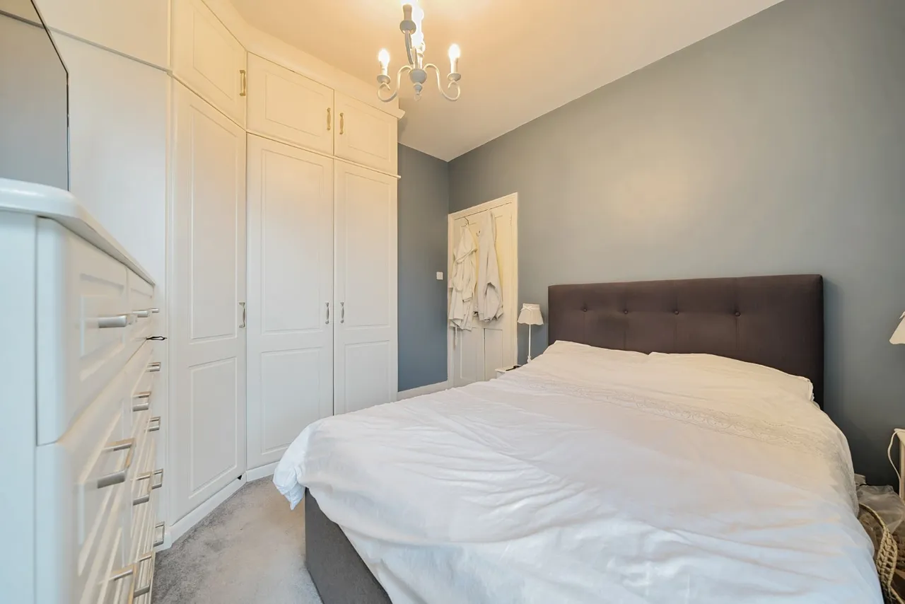 College Road, Colliers Wood, London, SW19, photo 10