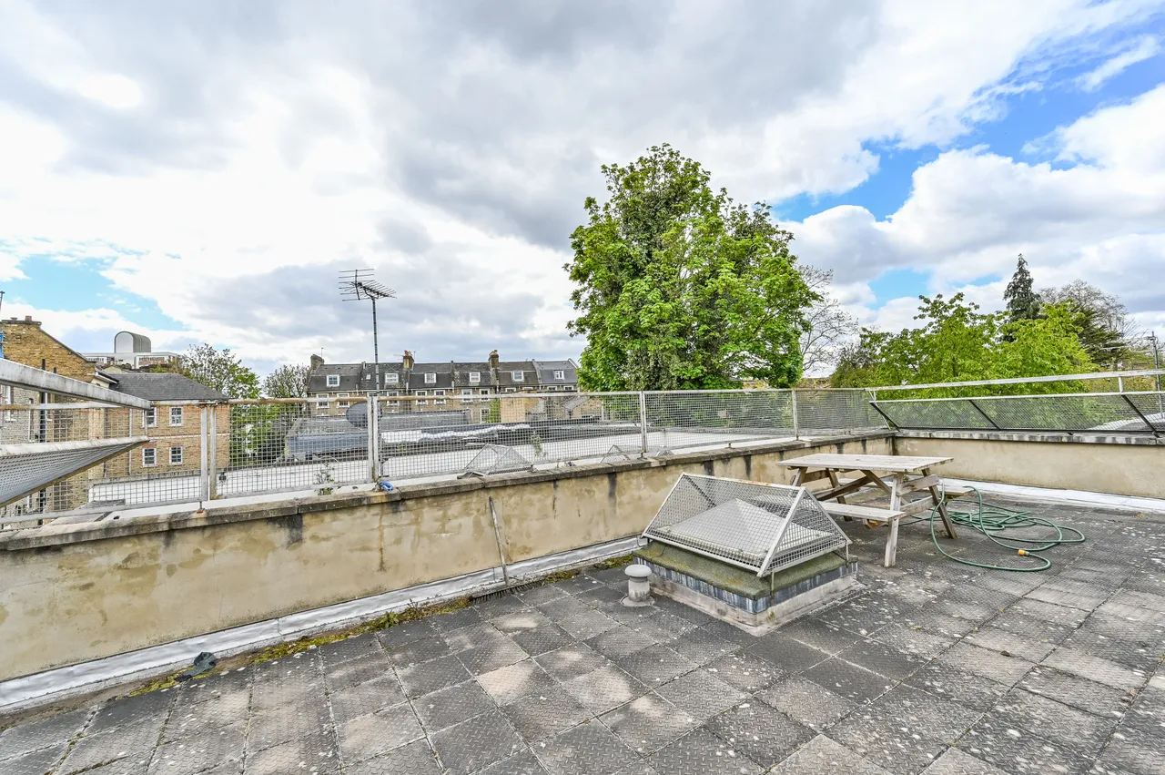 Rear of, 27 Rectory Road, London, photo 5