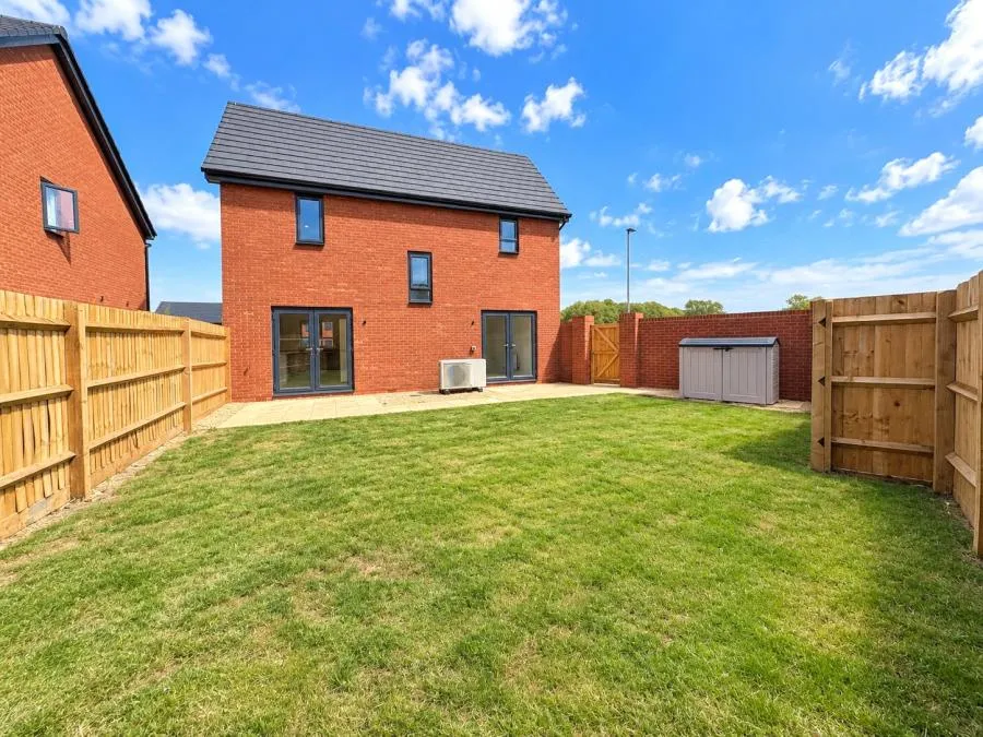 Oulton Grove, Norman Cross, PE7, photo 10