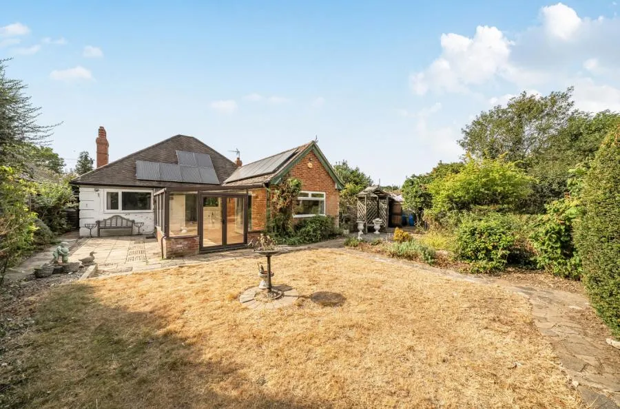 Hilltop Road, Earley, RG6, photo 12