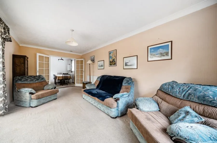 Hilltop Road, Earley, RG6, photo 5