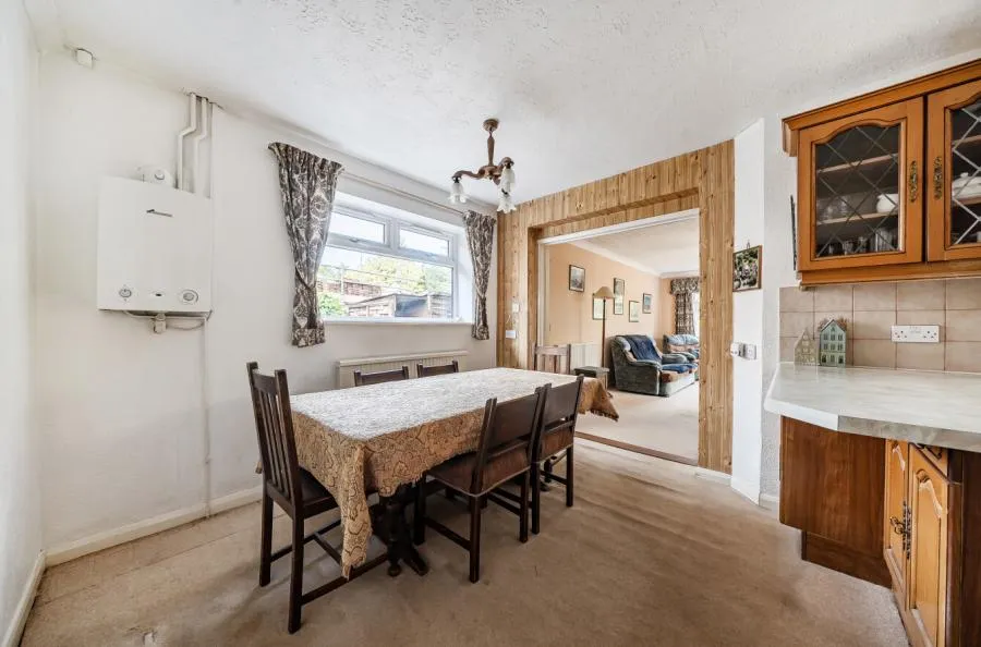 Hilltop Road, Earley, RG6, photo 4