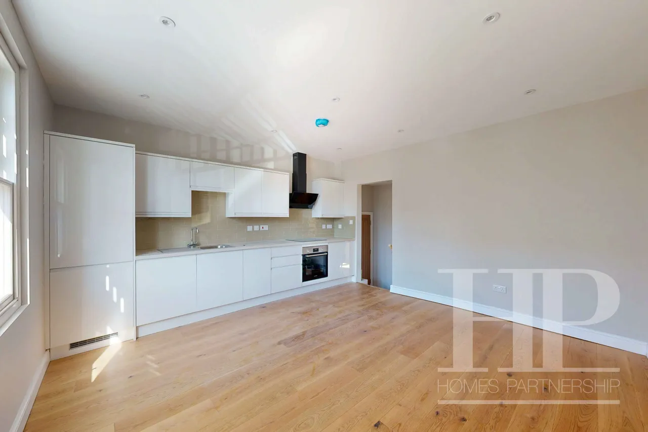 East Park, Crawley, RH10, photo 6