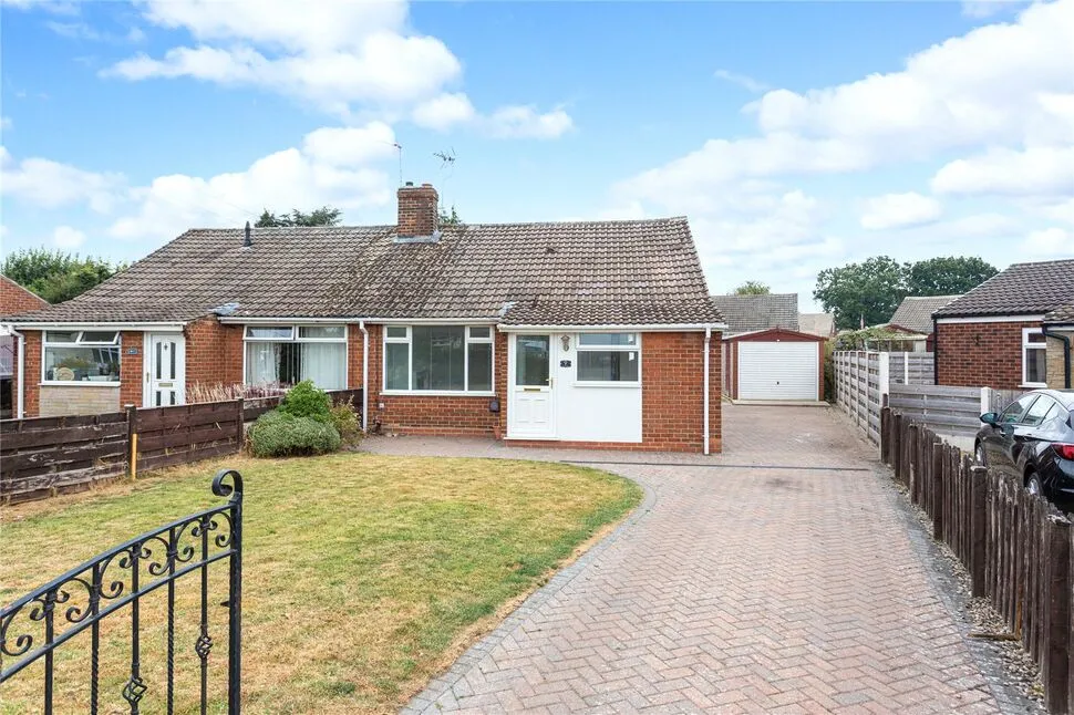 2 bed house for sale, Wood Way, Huntington, YO32