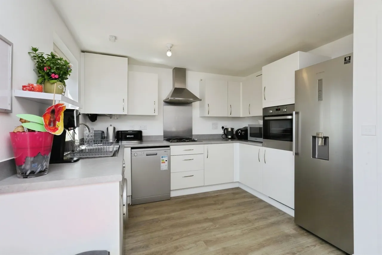 St. Martins Road, Eastbourne, photo 4