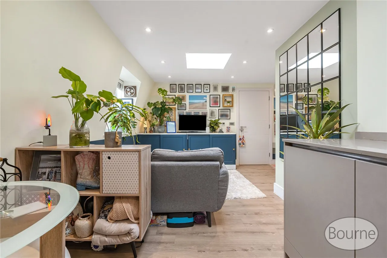 Chertsey Street, Guildford, GU1, photo 15