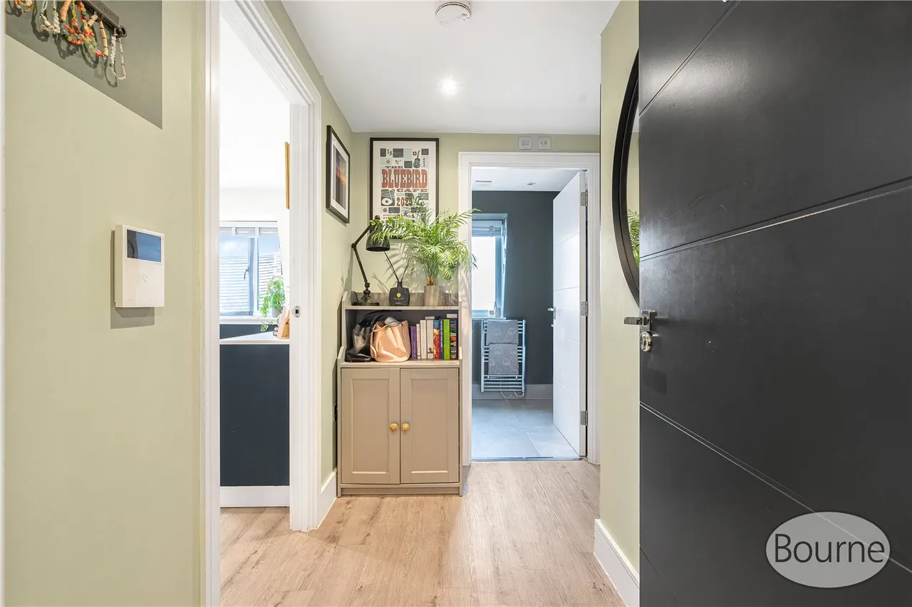 Chertsey Street, Guildford, GU1, photo 5
