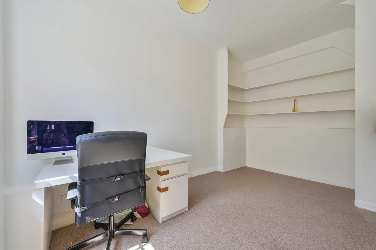 3 Bensbury Close, London, photo 9
