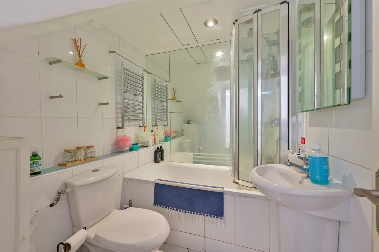 3 Bensbury Close, London, photo 7