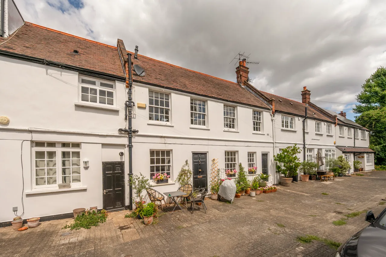 3 Bensbury Close, London, photo 8
