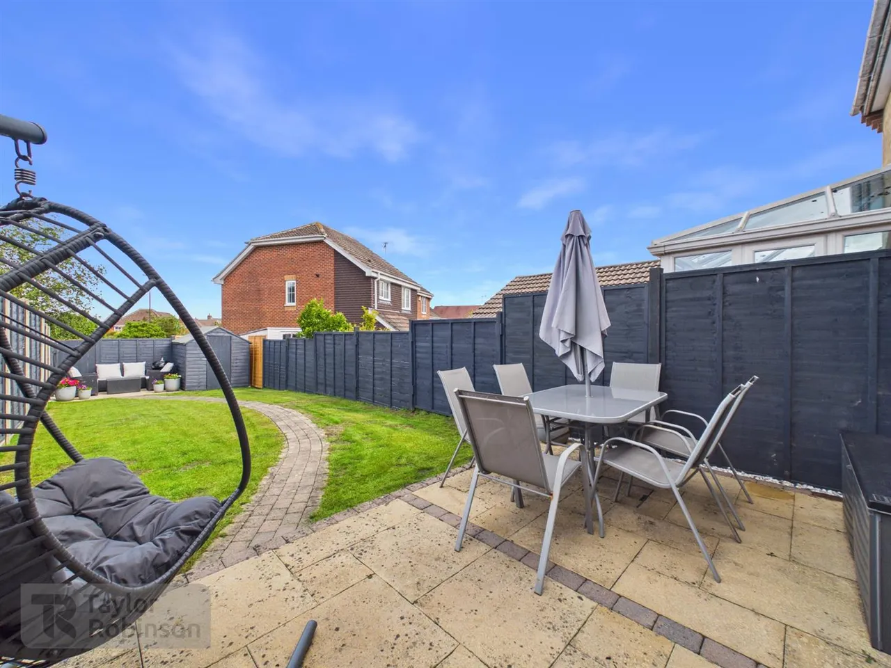 Boleyn Close, Maidenbower, RH10, photo 9