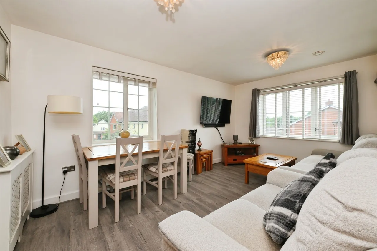 Clements Close, Puckeridge, Ware, photo 3