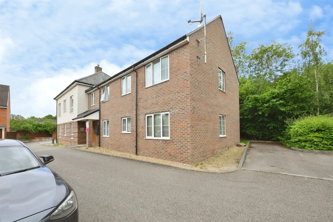 Clements Close, Puckeridge, Ware, photo 7