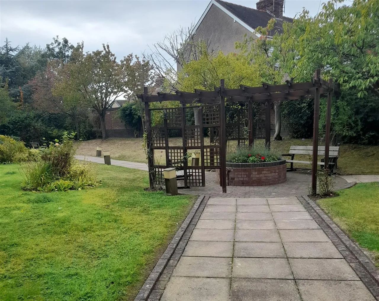 Hinderton Road, Neston, CH64, photo 12