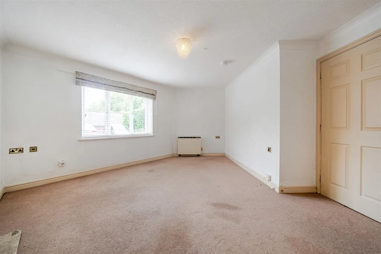 Hinderton Road, Neston, CH64, photo 7