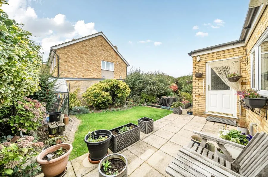 Mentmore Crescent, Dunstable, LU6, photo 5