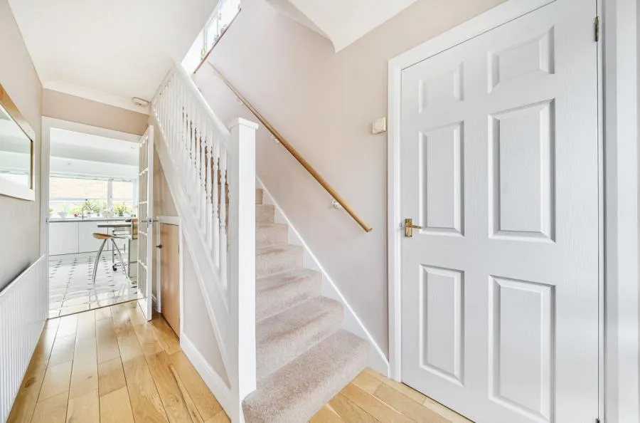 Mentmore Crescent, Dunstable, LU6, photo 14