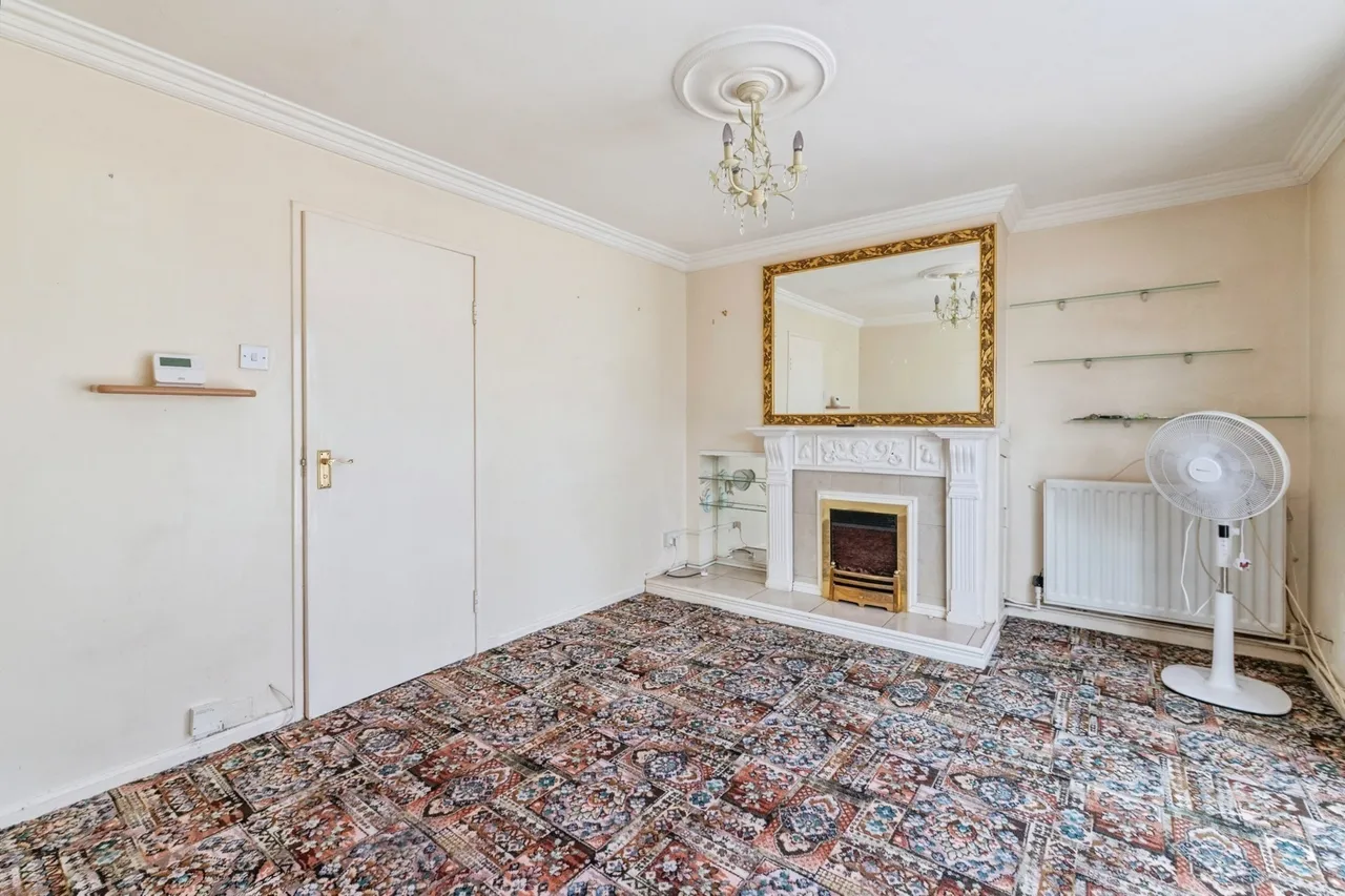 Chesterford Gardens, Basildon, SS14, photo 12