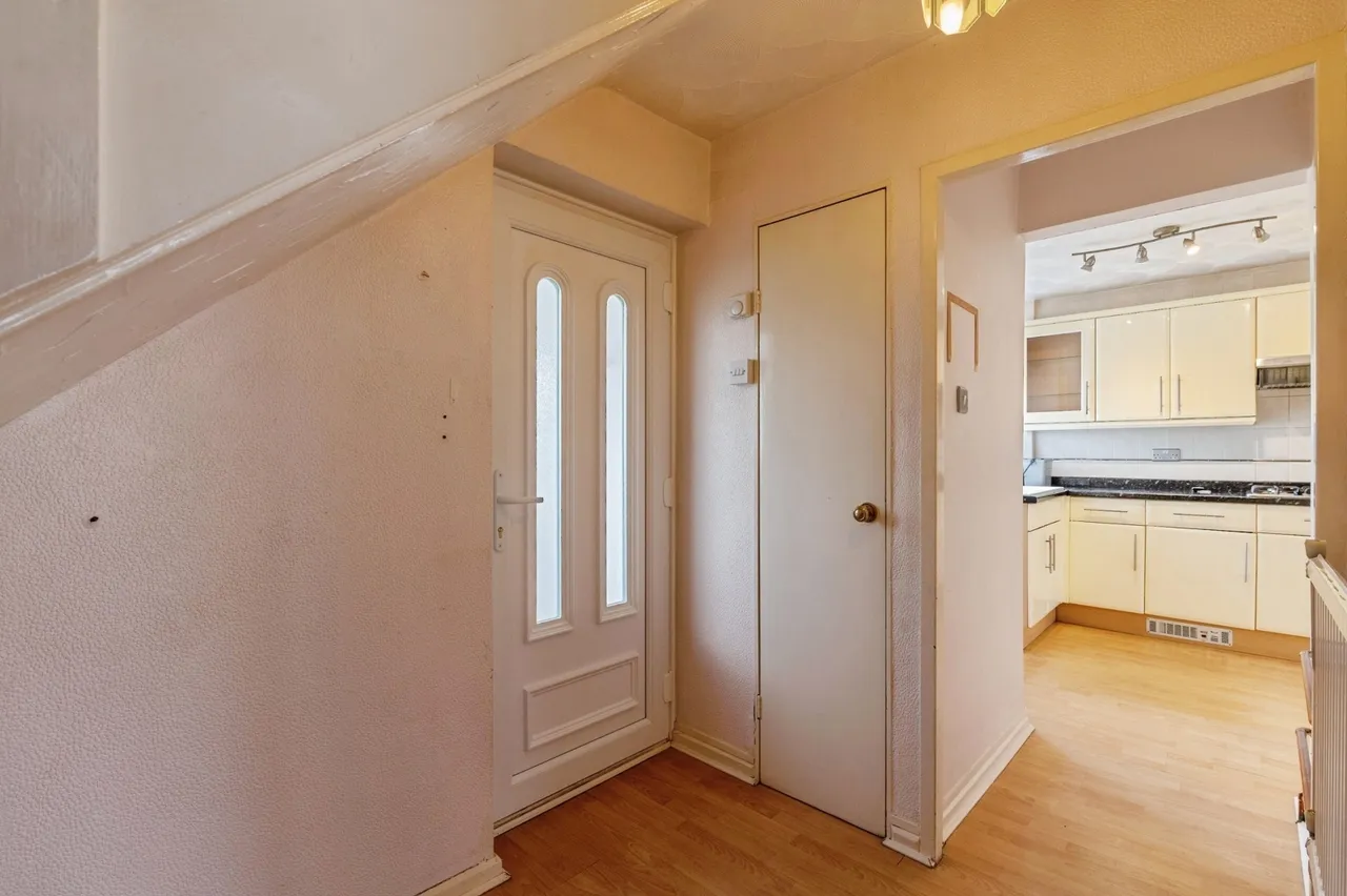 Chesterford Gardens, Basildon, SS14, photo 11