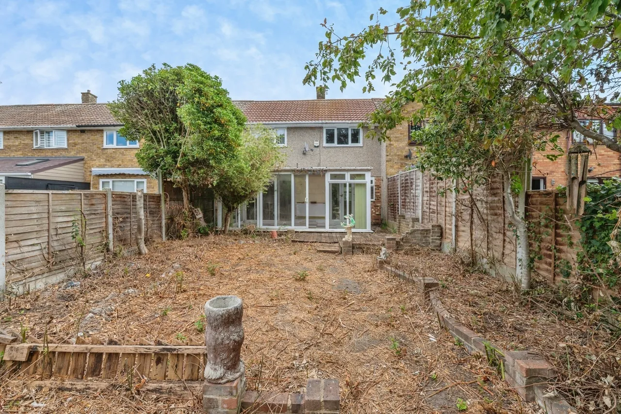 Chesterford Gardens, Basildon, SS14, photo 16