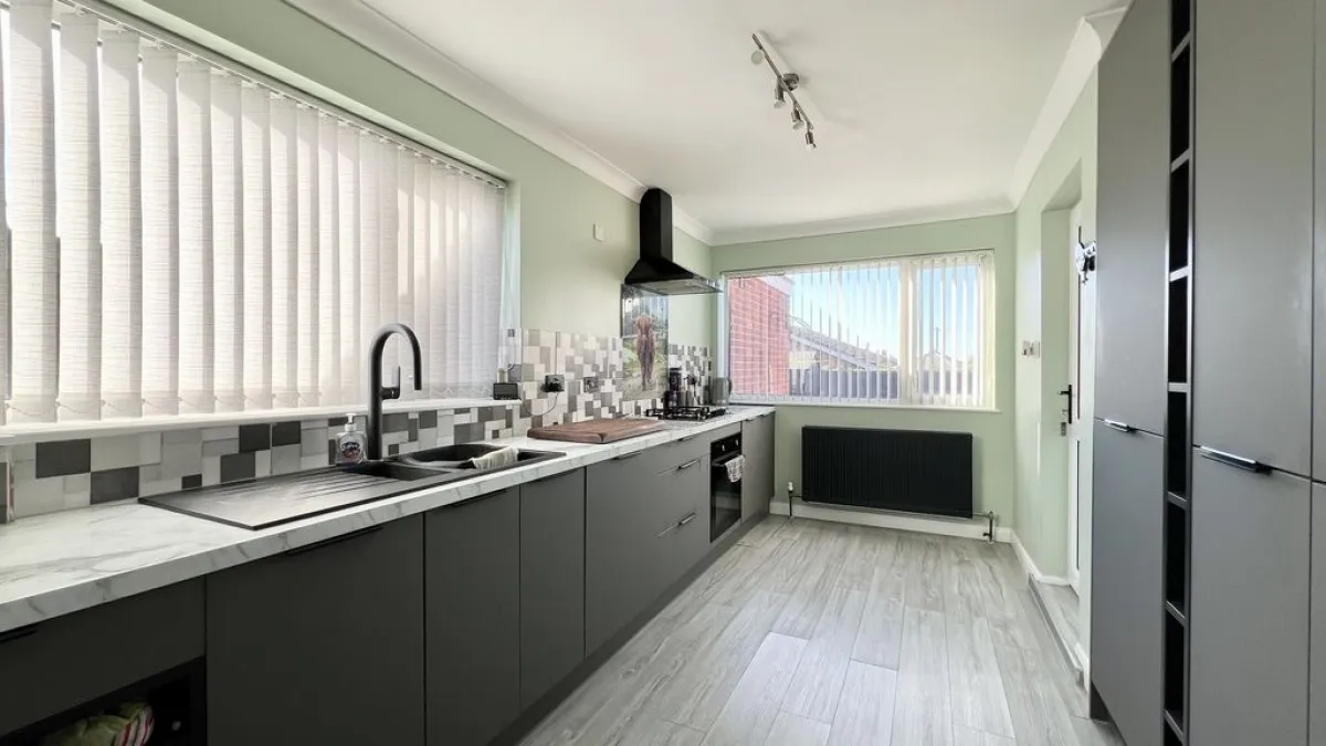 Low Leys Road, Bottesford, photo 2