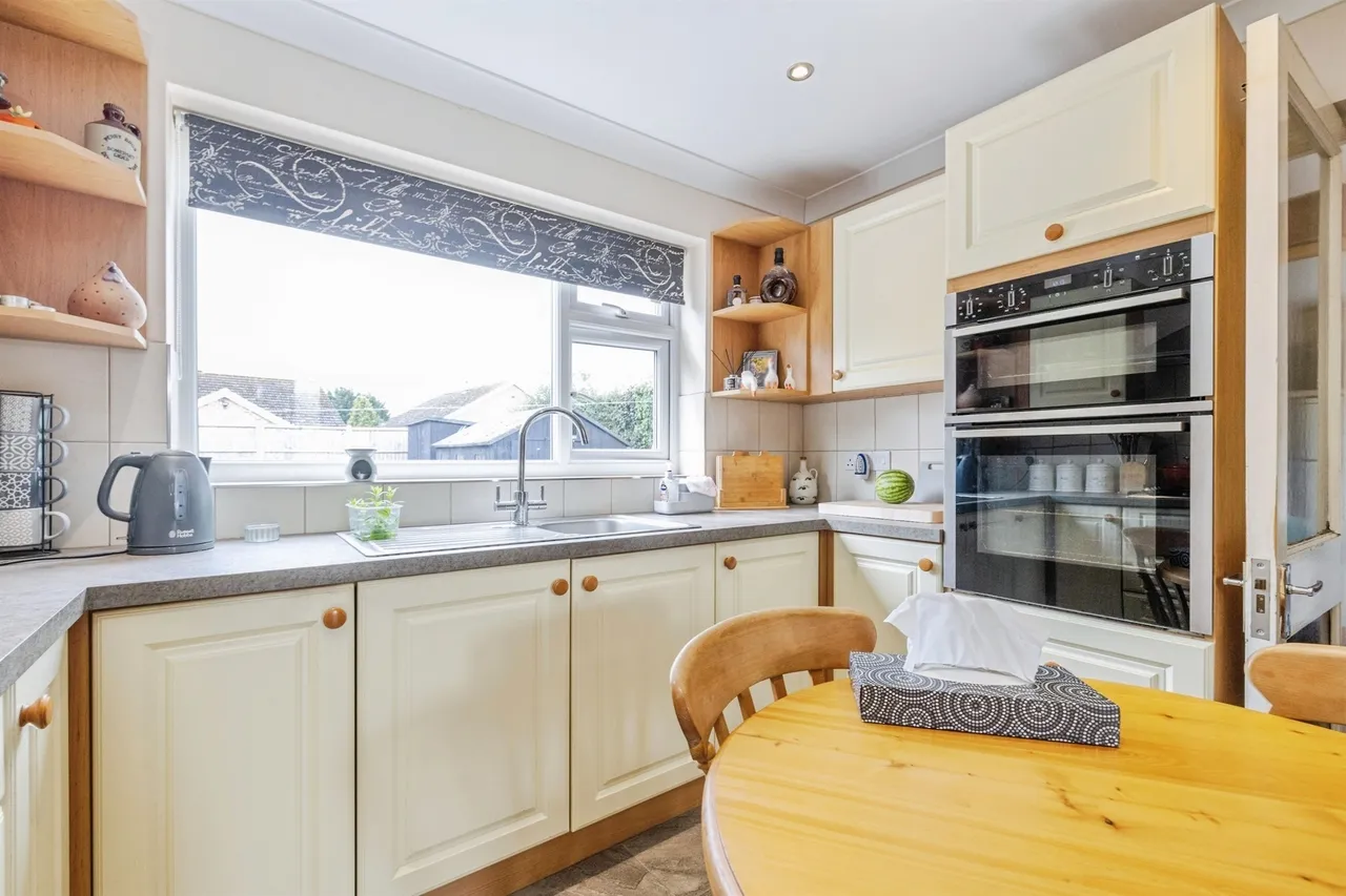 Sudbrooke Lane, Nettleham, Lincoln, photo 6