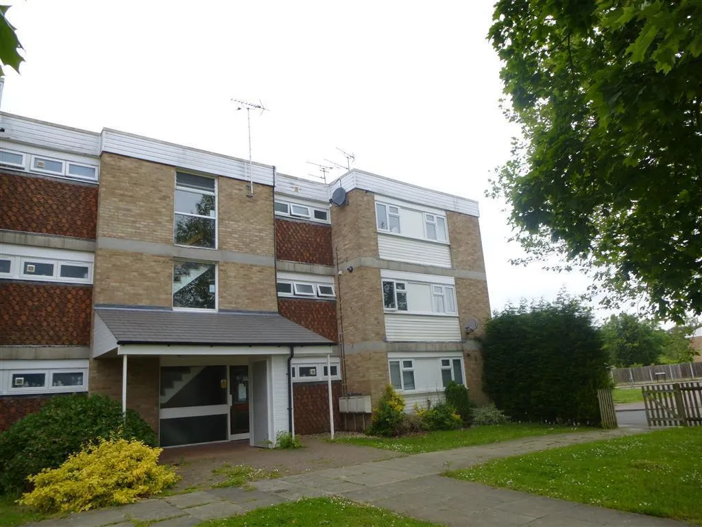 3 bed flat to rent — Downs Road, Canterbury
