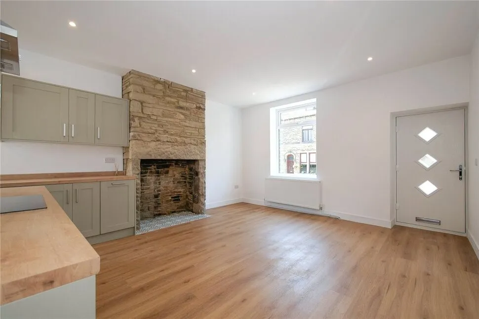 Northgate, Baildon, West Yorkshire, BD17, photo 2