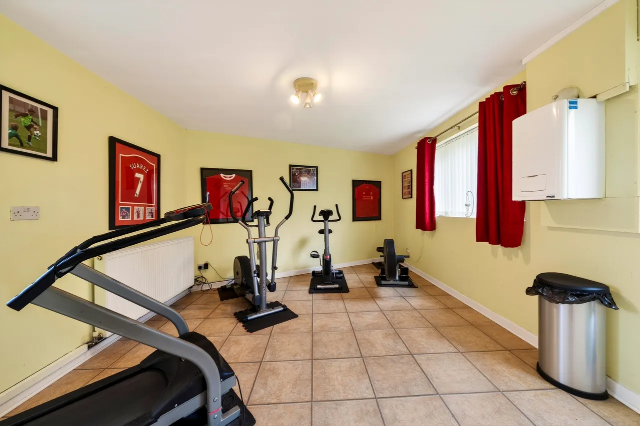 Newlyn Close, Wirral, photo 10