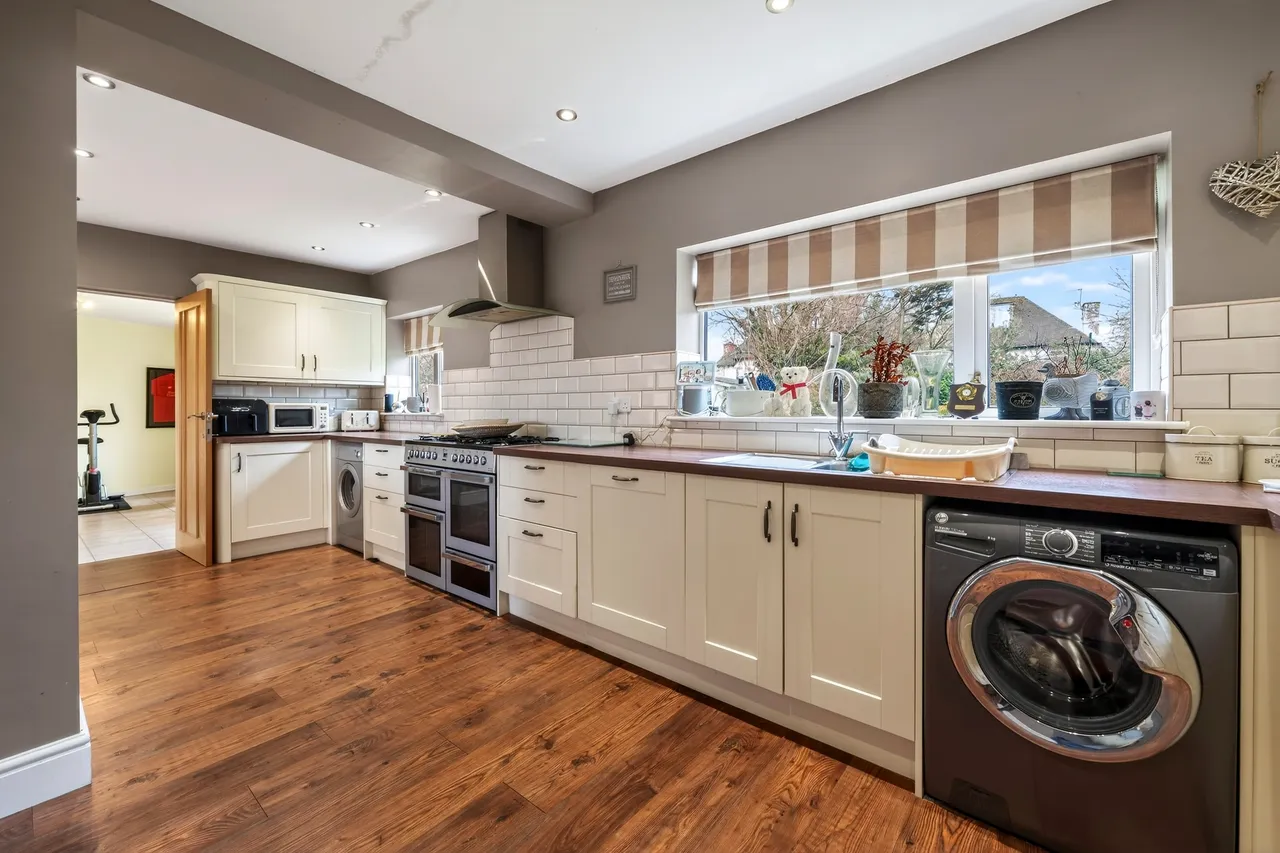 Newlyn Close, Wirral, photo 5
