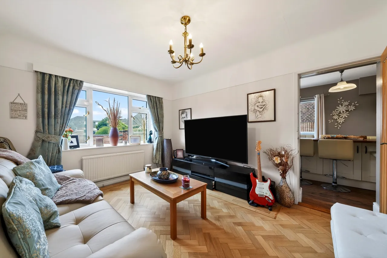Newlyn Close, Wirral, photo 4