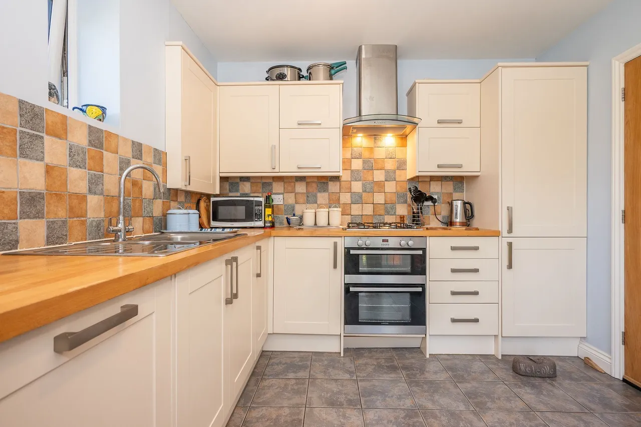 First Floor Apartment in Wells-next-t, photo 5