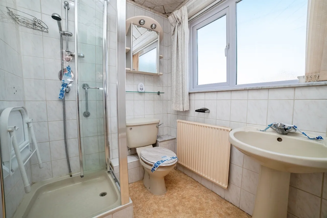 Amber Grove, Alfreton, DE55, photo 10