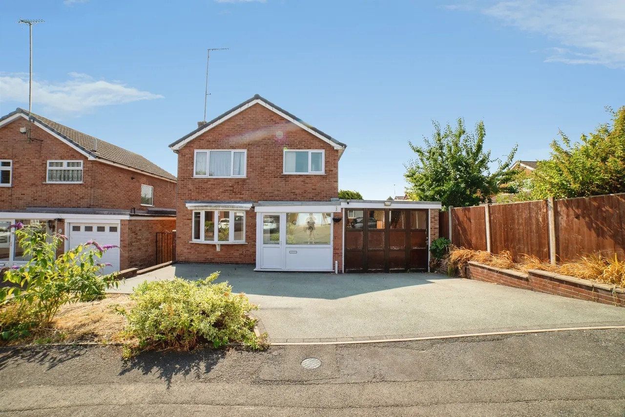 3 bed house for sale, Amber Grove, Alfreton, DE55
