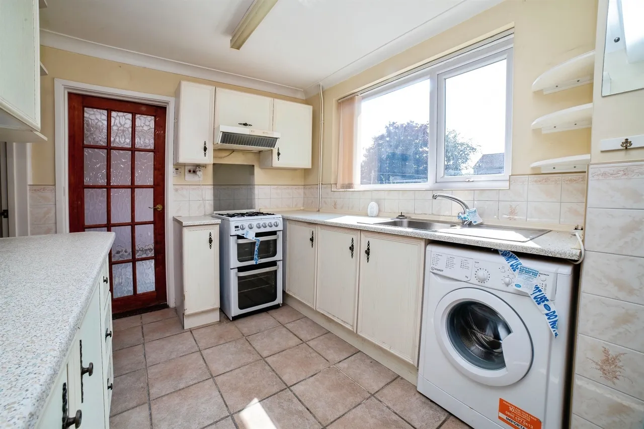 Amber Grove, Alfreton, DE55, photo 12
