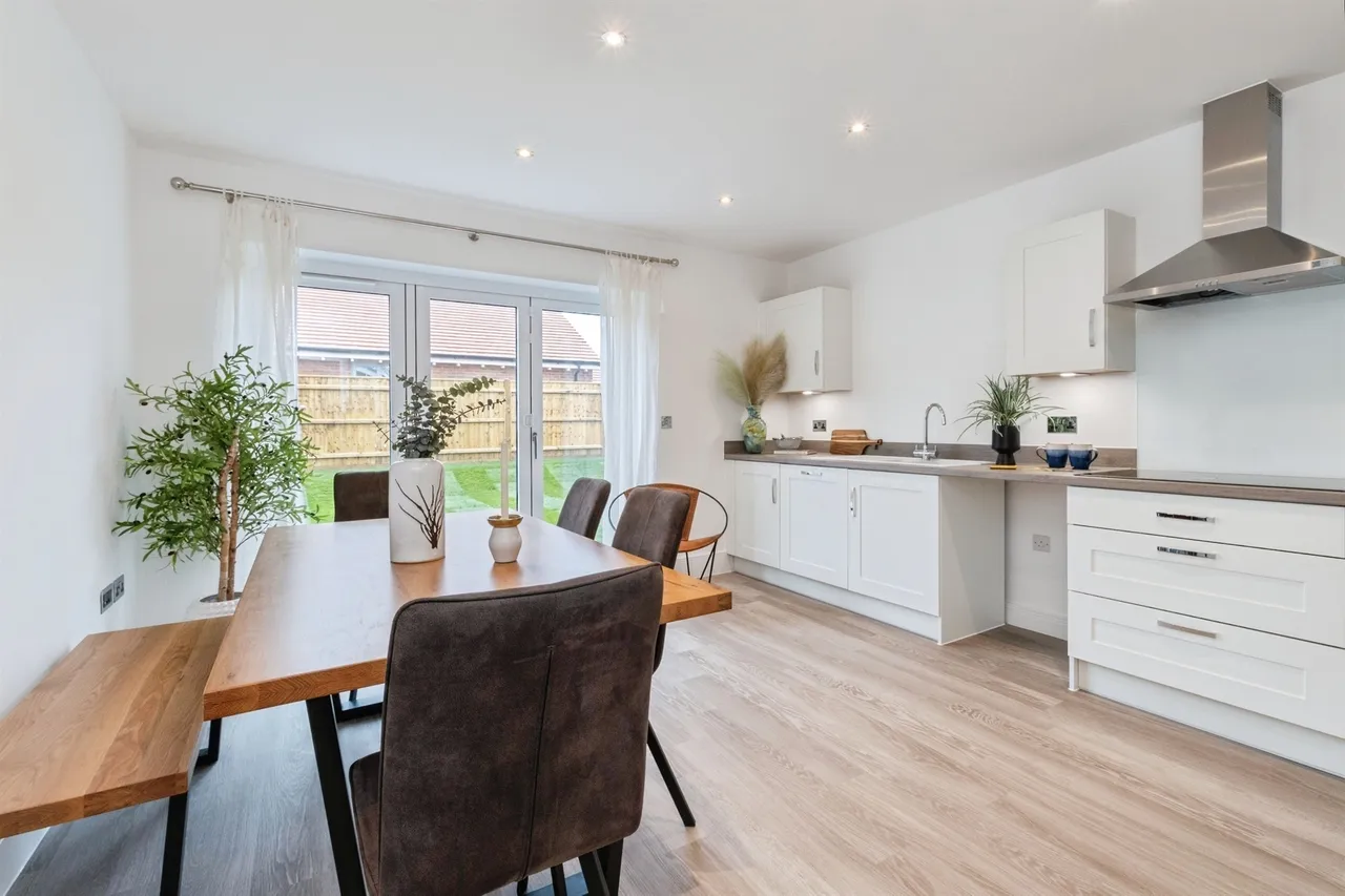 Ringwood Road, Alderholt, Fordingbridge, photo 4