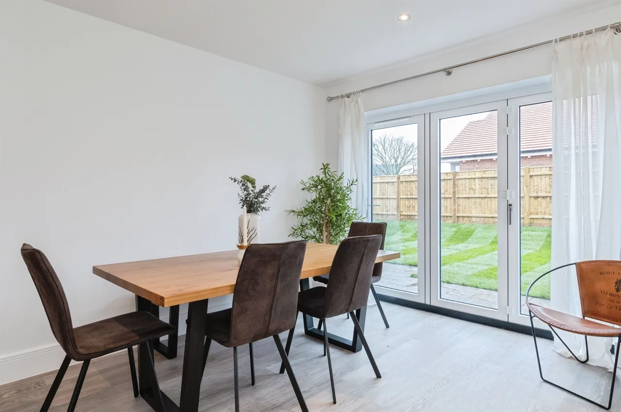 Ringwood Road, Alderholt, Fordingbridge, photo 6