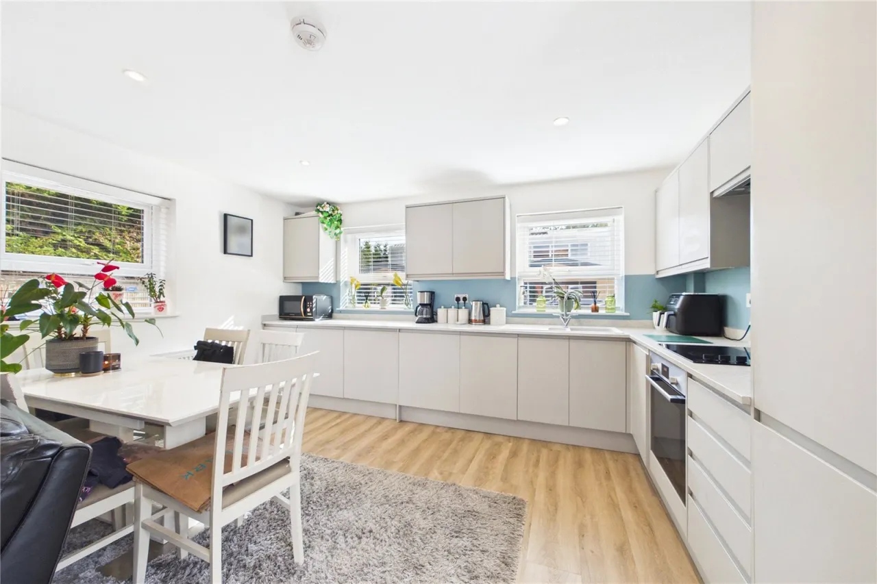 Hyde End Road, Spencers Wood, RG7, photo 5