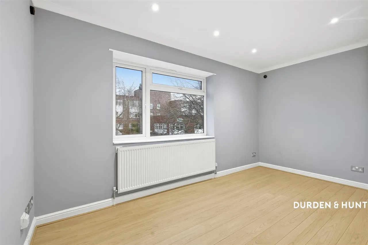 Albert Road, Buckhurst Hill, IG9, photo 8