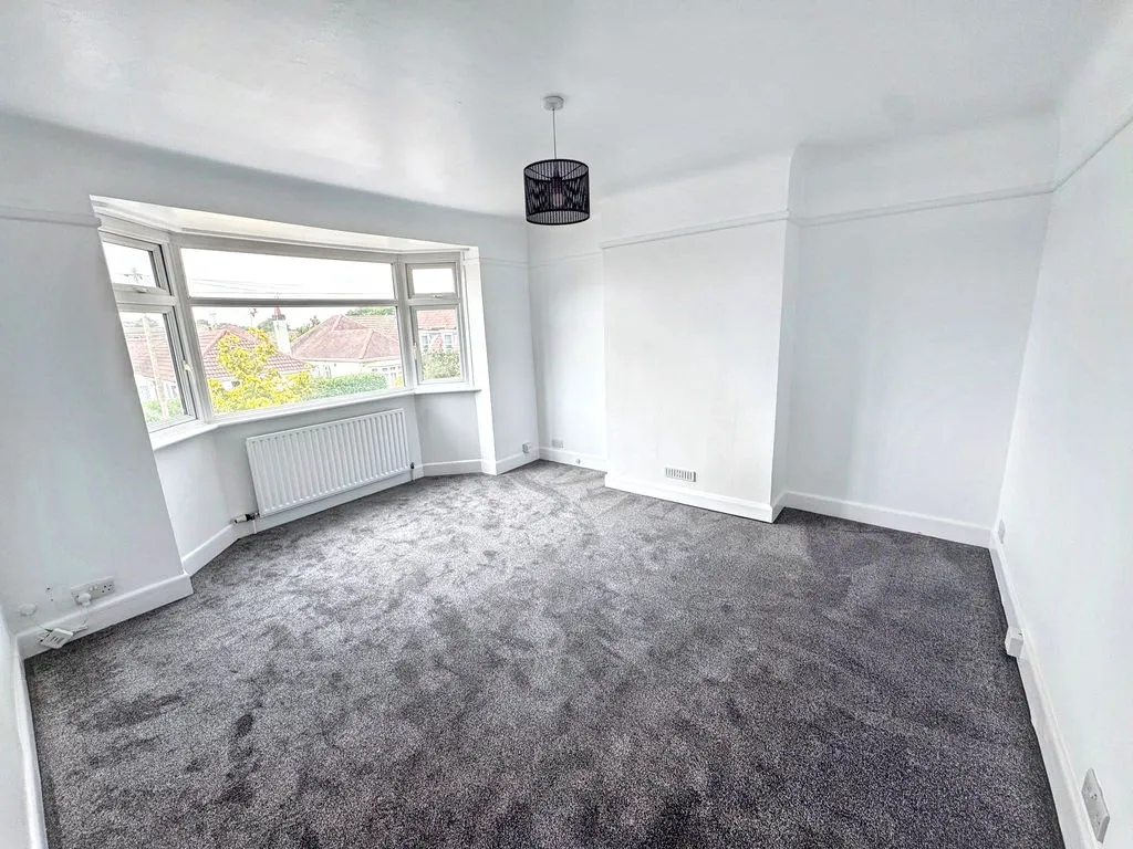 Claremont Avenue, Bournemouth BH9 3HD, photo 13