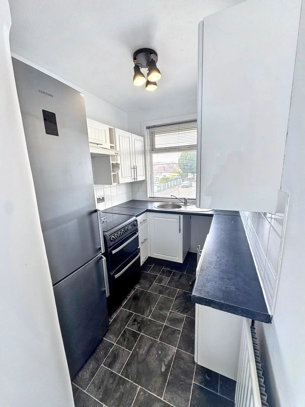 Claremont Avenue, Bournemouth BH9 3HD, photo 5