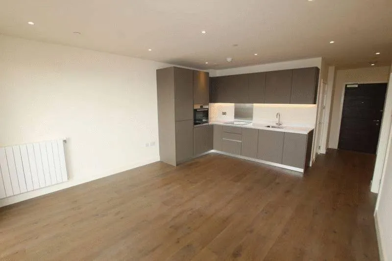 Europa House, Street, SE18, photo 5