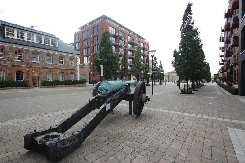 Europa House, Street, SE18, photo 13