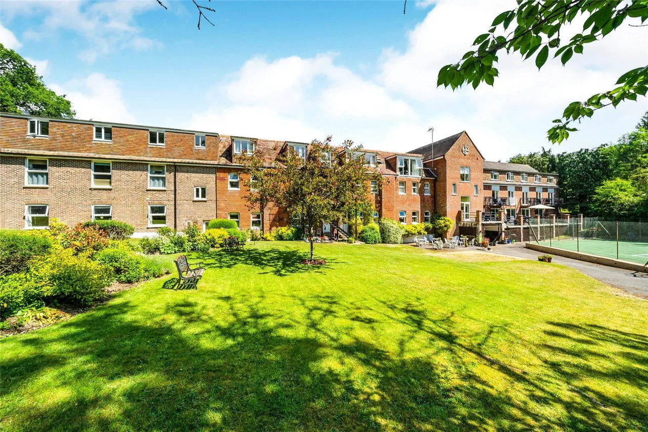 Spring Lane, Burwash, TN19, photo 15