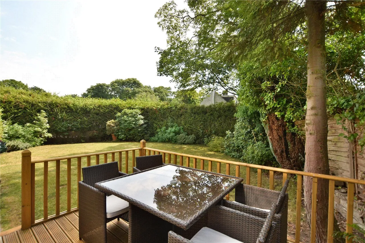 Heather Gardens, Scarcroft, LS14, photo 15
