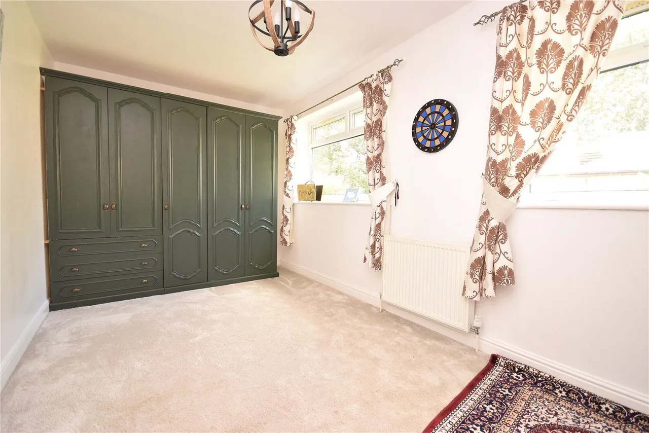 Heather Gardens, Scarcroft, LS14, photo 10