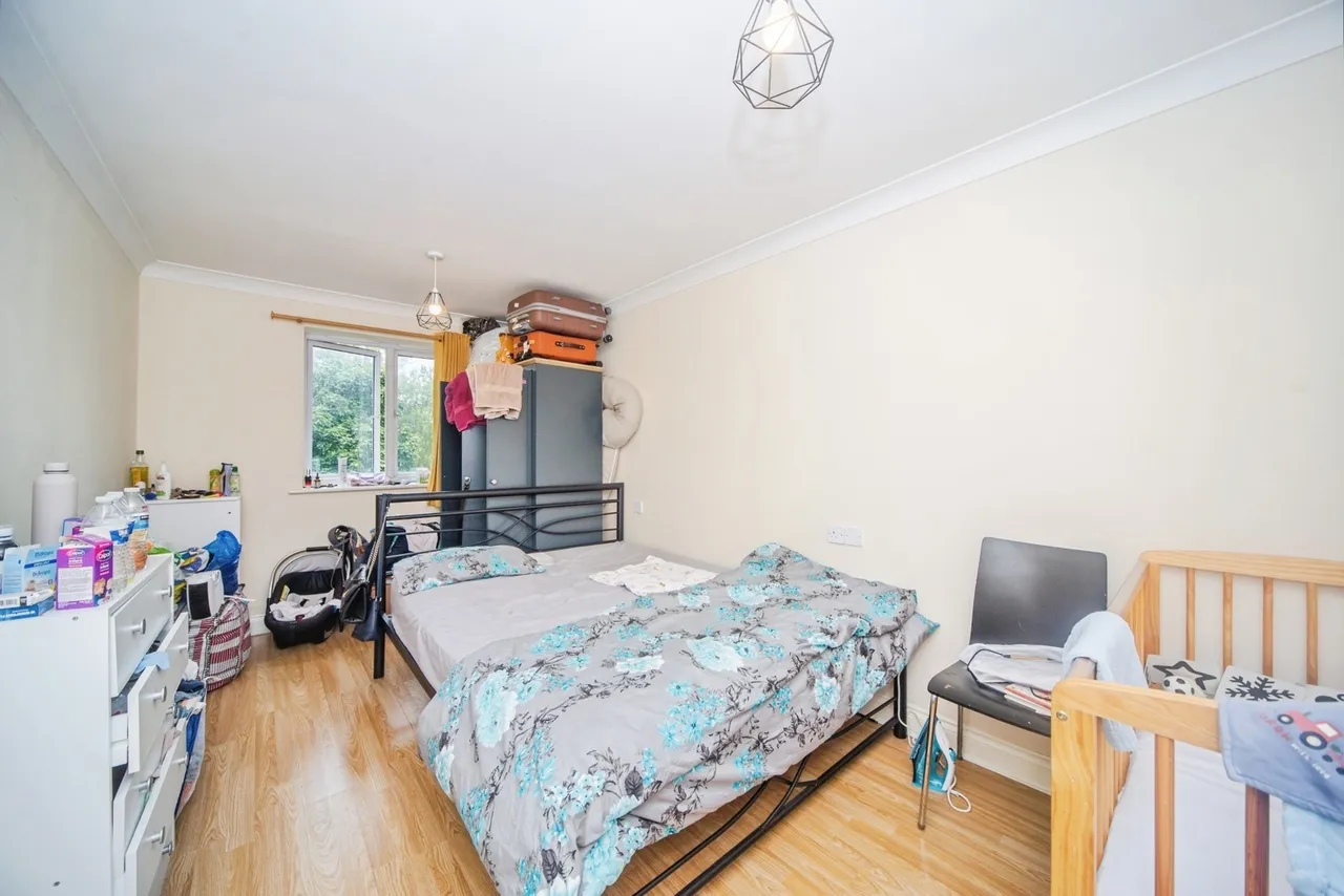 Channon Court, The Dell, SO15, photo 6