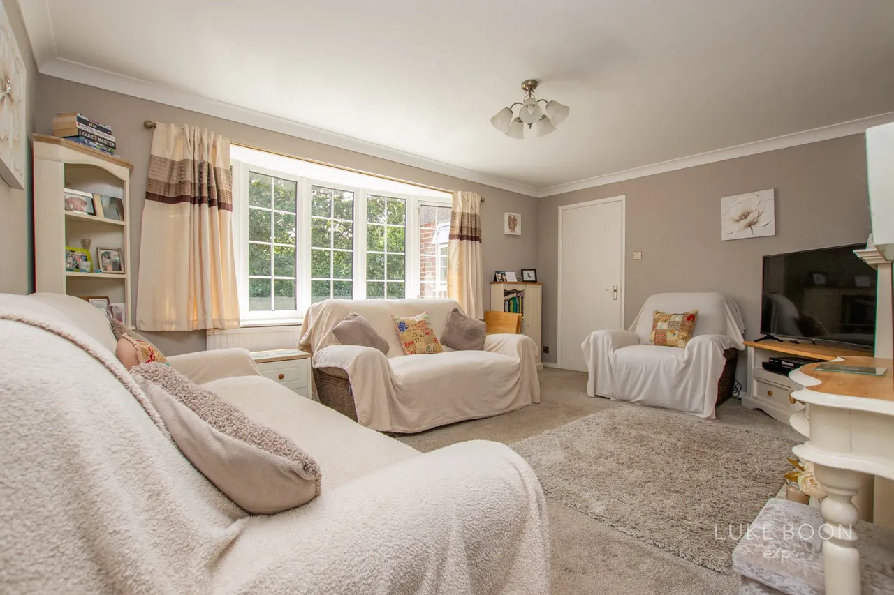 Wardlow Gardens, Crownhill, PL6, photo 4