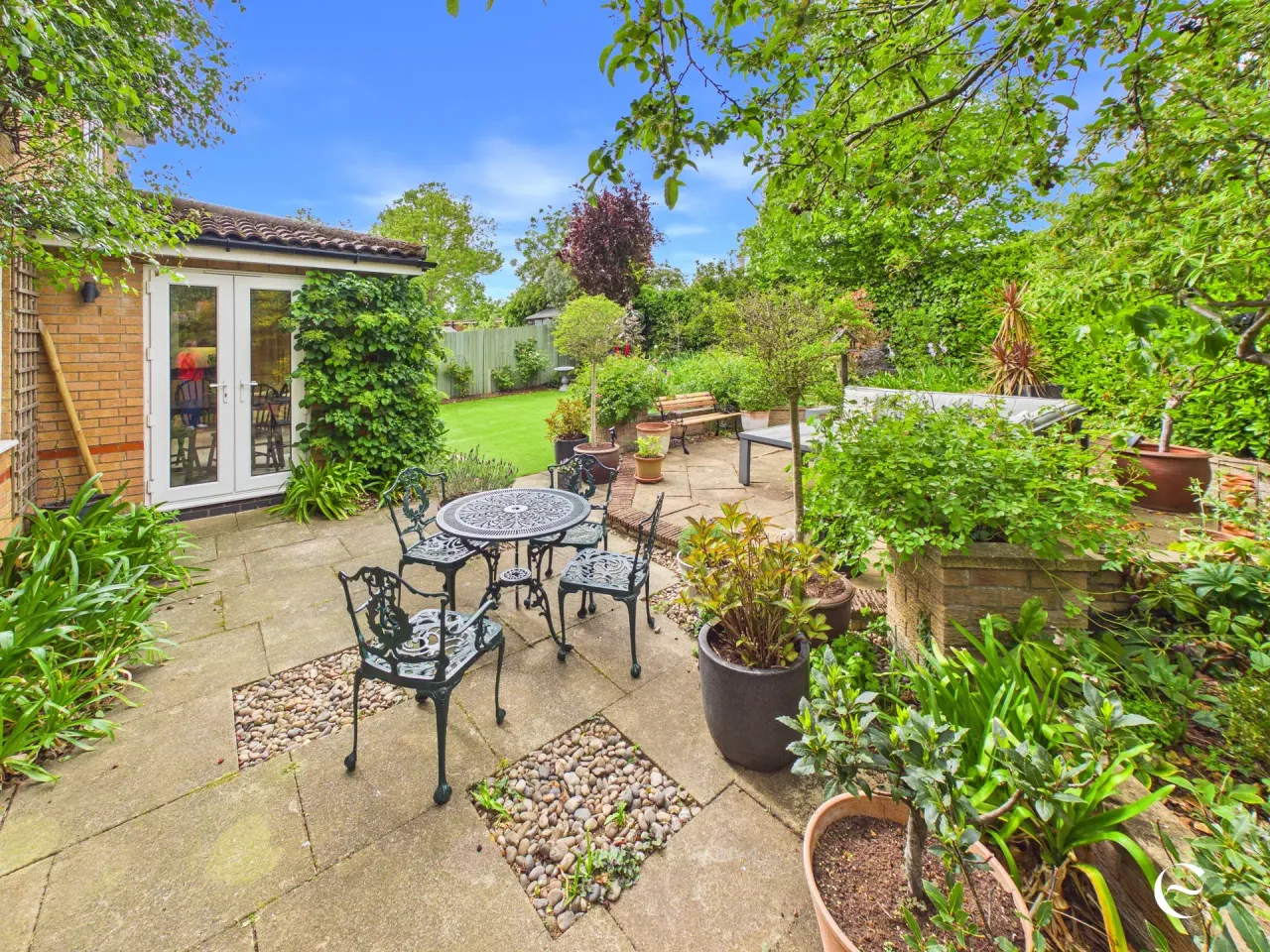 Priory Gardens, Stamford, PE9 2EG, photo 23