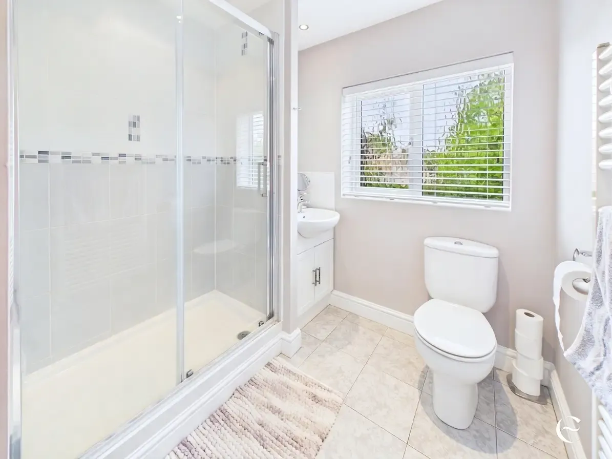 Priory Gardens, Stamford, PE9 2EG, photo 21